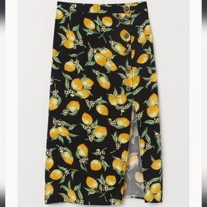 3/$20 Calf length lemon skirt H&M size 4